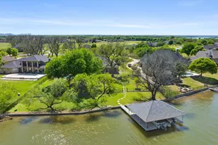 1302 E Baja Ct, Granbury, TX 76048 - Photo 2