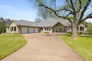 1302 E Baja Ct, Granbury, TX 76048 - Photo 4
