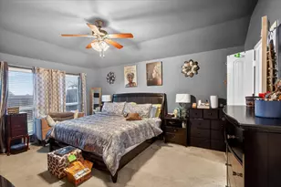 14089 Pioneer Bluffs Rd, Balch Springs, TX 75181 - Photo 8