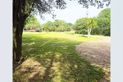 2815 N 43rd Street, Waco, TX 76710 - Photo 4