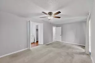 949 Meadowdale Cir, Garland, TX 75043 - Photo 18