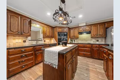 1072 Chapman Road, Crawford, TX 76638 - Photo 10
