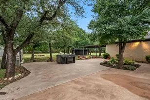 1072 Chapman Rd, Crawford, TX 76638 - Photo 28