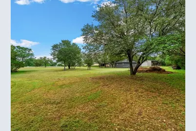 1072 Chapman Road, Crawford, TX 76638 - Photo 34