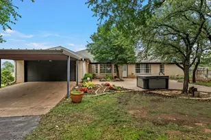 1072 Chapman Rd, Crawford, TX 76638 - Photo 30