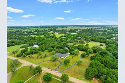 1072 Chapman Road, Crawford, TX 76638 - Photo 36