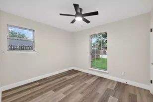 4325 Richard St, Forest Hill, TX 76119 - Photo 18