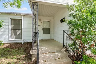 3409 Dalford St, Fort Worth, TX 76111 - Photo 4