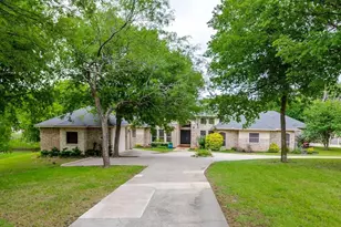 6413 Shoreline Dr, Little Elm, TX 75068 - Photo 1