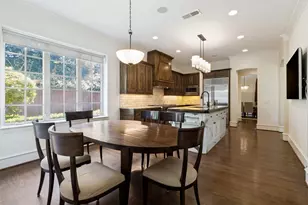 10630 Royal Springs Dr, Dallas, TX 75229 - Photo 12