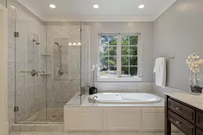 10630 Royal Springs Drive, Dallas, TX 75229 - Photo 18
