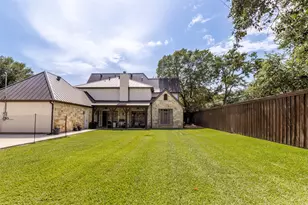 10630 Royal Springs Dr, Dallas, TX 75229 - Photo 34