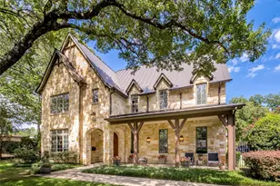 10630 Royal Springs Dr, Dallas, TX 75229 - Photo 4