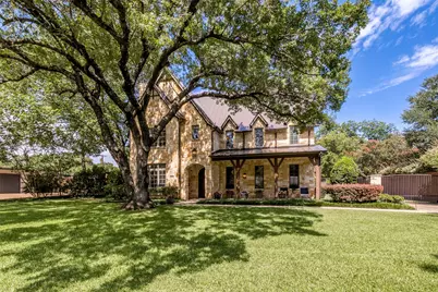 10630 Royal Springs Drive, Dallas, TX 75229 - Photo 2