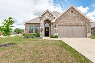 634 Comal Dr, Crandall, TX 75114 - Photo 1