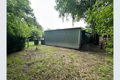 6461 Danbury Lane, Dallas, TX 75214 - Photo 34