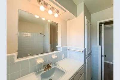 6461 Danbury Lane, Dallas, TX 75214 - Photo 20