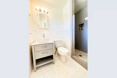 6461 Danbury Lane, Dallas, TX 75214 - Photo 26