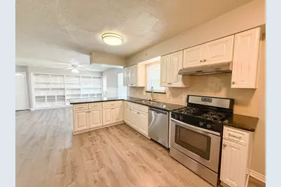 6461 Danbury Lane, Dallas, TX 75214 - Photo 10