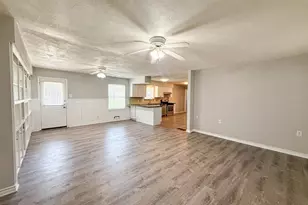 6461 Danbury Ln, Dallas, TX 75214 - Photo 14