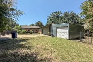 6461 Danbury Ln, Dallas, TX 75214 - Photo 32