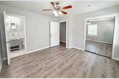 6461 Danbury Lane, Dallas, TX 75214 - Photo 24