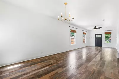 206 S Pendell Avenue, Cleburne, TX 76033 - Photo 8