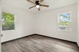 8033 Komalty Dr, Dallas, TX 75217 - Photo 22