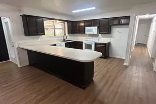 1018 Clark, Mexia, TX 76667 - Photo 4