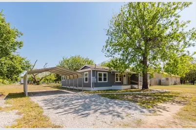 524 W Roberts Street, Gorman, TX 76454 - Photo 34