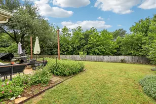 1013 Warbler, Aubrey, TX 76227 - Photo 34