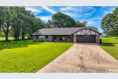 101 Meadow Court, Weatherford, TX 76086 - Photo 1