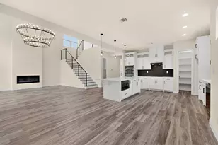 103 N Wisteria St, Mansfield, TX 76063 - Photo 6