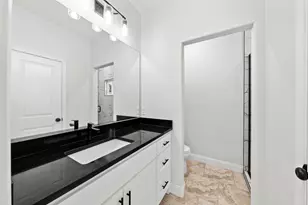 510 Washington St, Ennis, TX 75119 - Photo 16