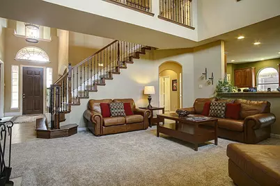 10317 Tambra Drive, Frisco, TX 75033 - Photo 6