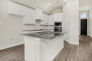733 Candace Dr, DeSoto, TX 75115 - Photo 12