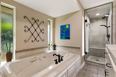 9519 Robin Meadow Drive, Dallas, TX 75243 - Photo 18