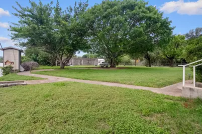 5757 Parkside Court, Granbury, TX 76048 - Photo 22