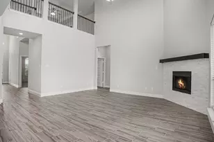 140 Crystal Lk Ln, Red Oak, TX 75154 - Photo 4