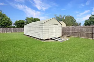 109 Continental Ln, Hillsboro, TX 76645 - Photo 20