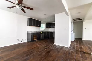 805 E Belt Line Rd, DeSoto, TX 75115 - Photo 6