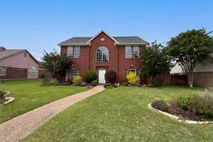 1213 Cardigan St, Garland, TX 75040 - Photo 2