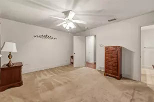 9319 Chimney Corner Ln, Dallas, TX 75243 - Photo 16