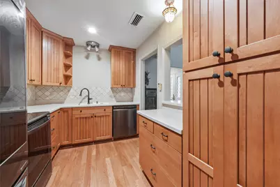 9319 Chimney Corner Lane, Dallas, TX 75243 - Photo 14