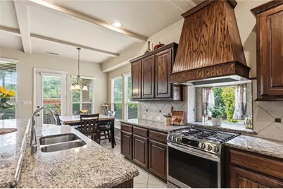 12102 Jackson Creek Drive, Dallas, TX 75243 - Photo 10