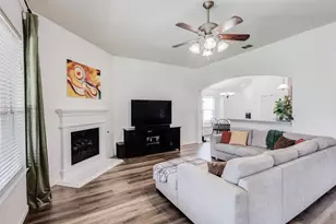 2505 Persimmon Dr, Little Elm, TX 75068 - Photo 8