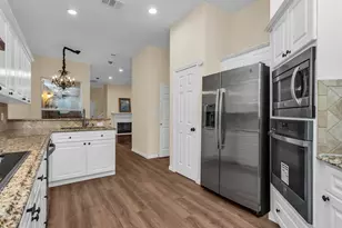 6015 Thursby Ave, Dallas, TX 75252 - Photo 16