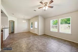 1413 N Houston St, Royse City, TX 75189 - Photo 4