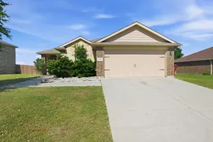 1413 N Houston St, Royse City, TX 75189 - Photo 26