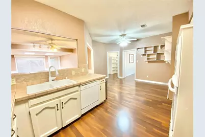 5714 Louise Way Drive, Arlington, TX 76017 - Photo 12